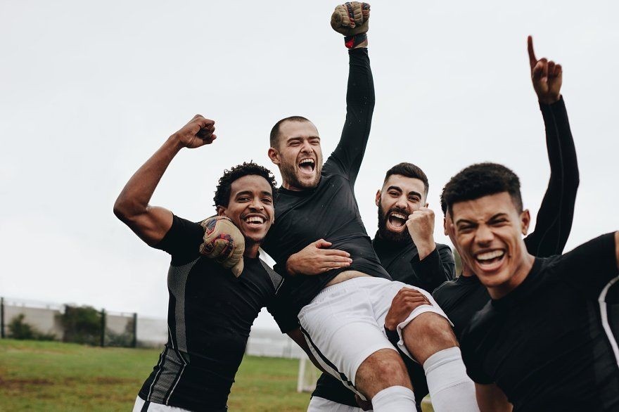 Qualities of leaders in sports and school Qualities of leaders in sports and school